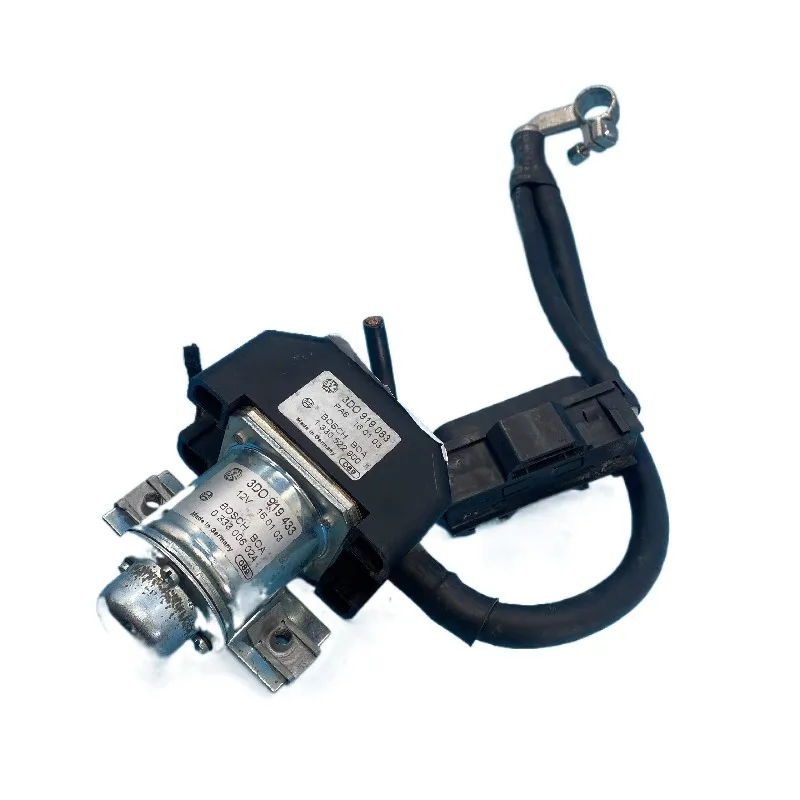 OE 95561510800 for Porsche Cayenne 955 Fuse Box Switch Relay