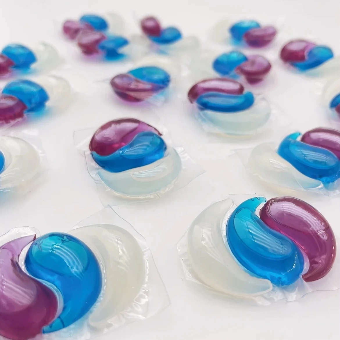 Lavender Scents Liquid Washing Clean Sparkling Powder Laundry Detergent Capsules Pods