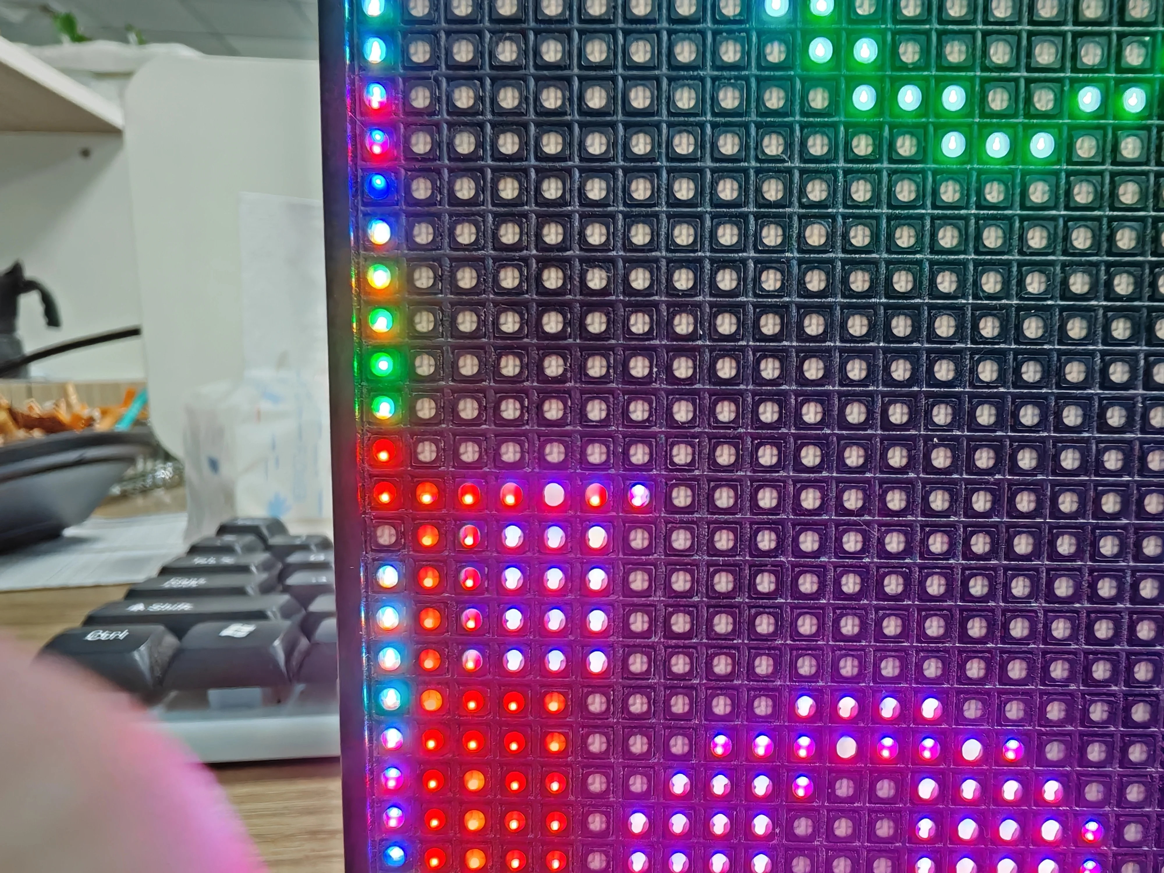 USB Programmable Scrolling Aerodrome LED Sign Message Board Full Color Text Image Animation Display Electronic Rolling Screen