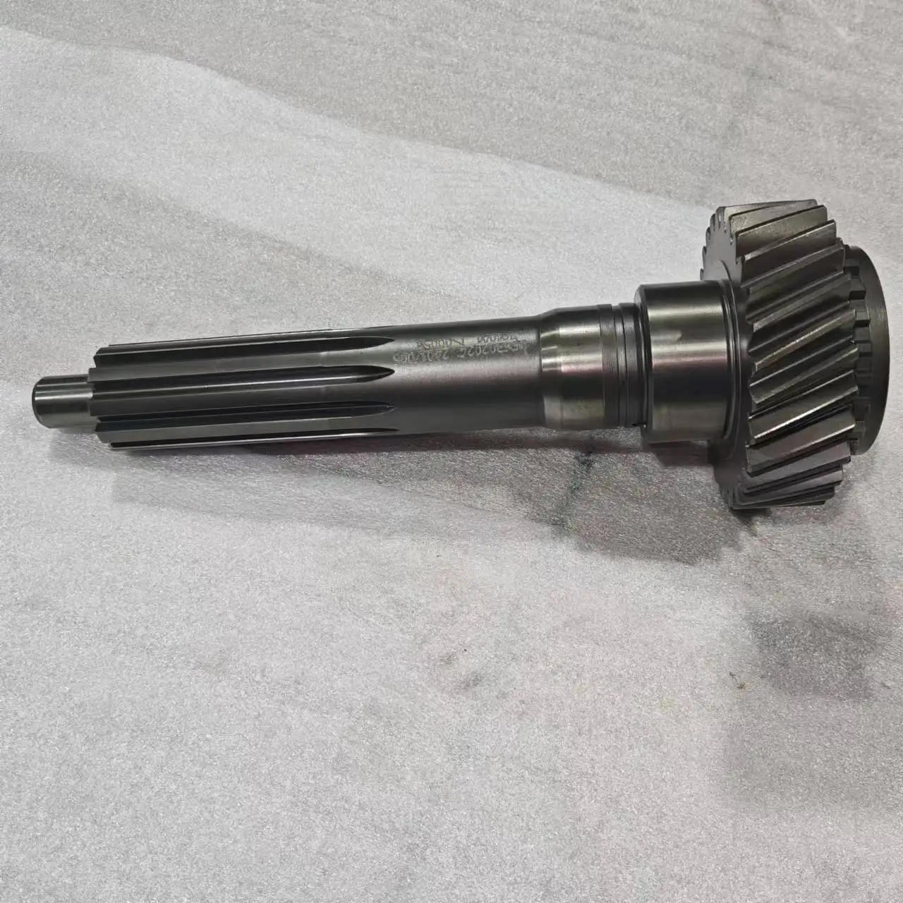 Auto Spare Parts Hot Sale Alloy Steel S6-160 6S159 Input Shaft First Shaft Transmission 11156302024 Drive Gear Shaft Assembly