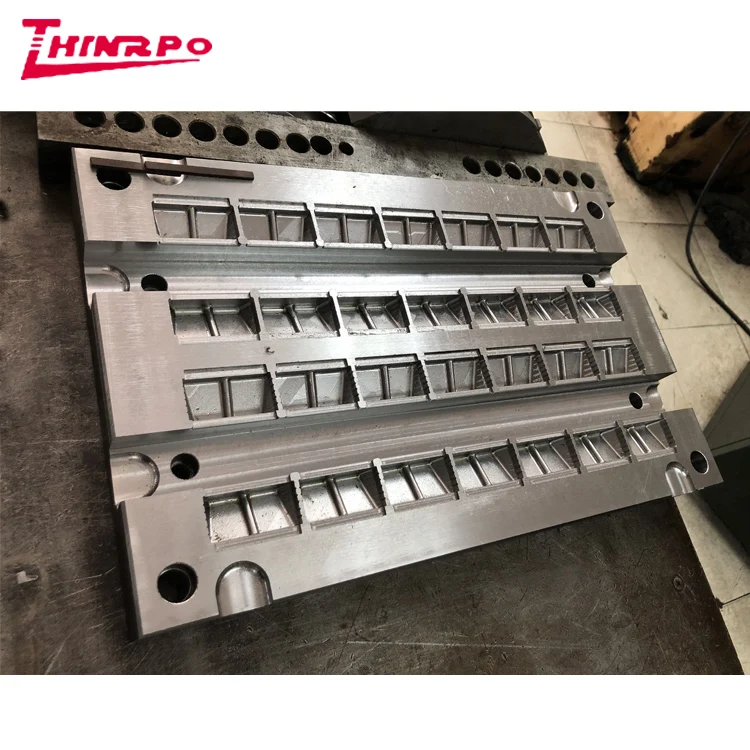 Customized Plastic Mouldings Molds Making Rubber Mould Tools Maker OEM