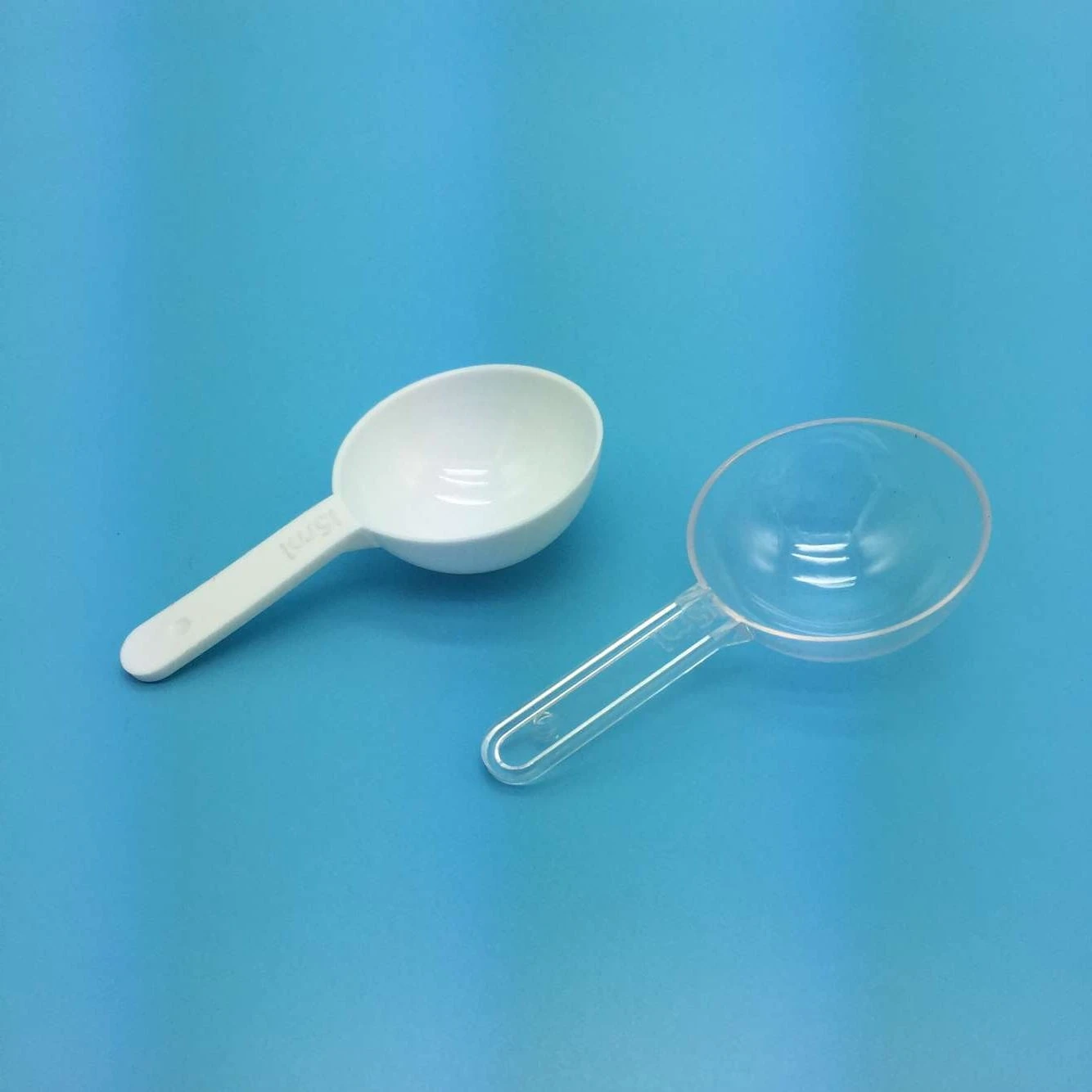 
factory price plastic spoon cosmetic 0.5g spoon 