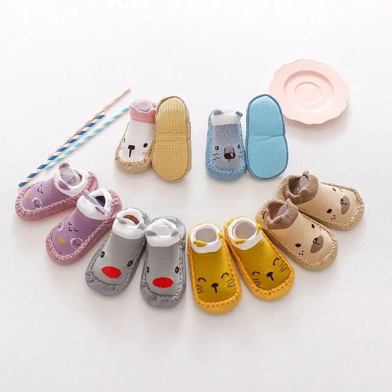 MAX Bulk wholesale cheap cute animal kids rubber sole shoe socks FOR KIDS BABY SOCKS SMILE KNITTED