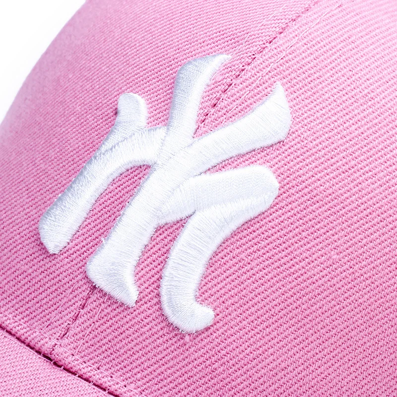 Hot Sell Winter Promotional Custom Snapback Fitted Trucker Hats Embroidery 3d Logo Sports Caps Hat For Men