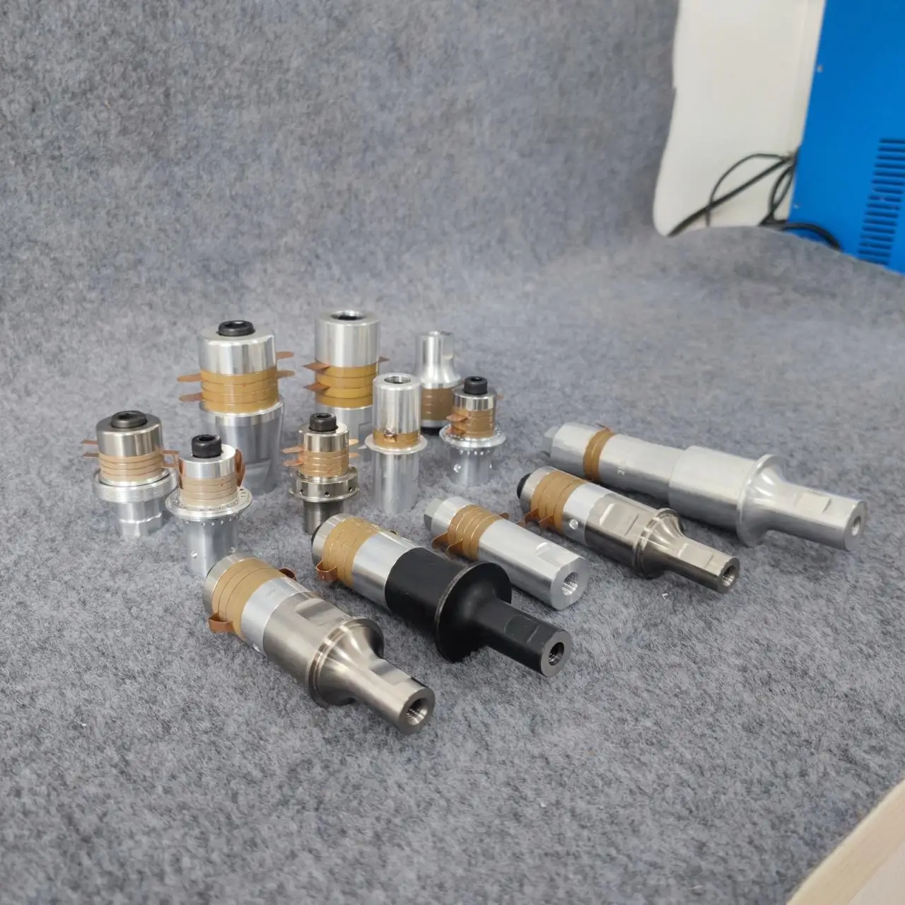 Multi-function Multi-specification Ultrasonic Transducer Vibrator 20khz Ultrasonic Transducer