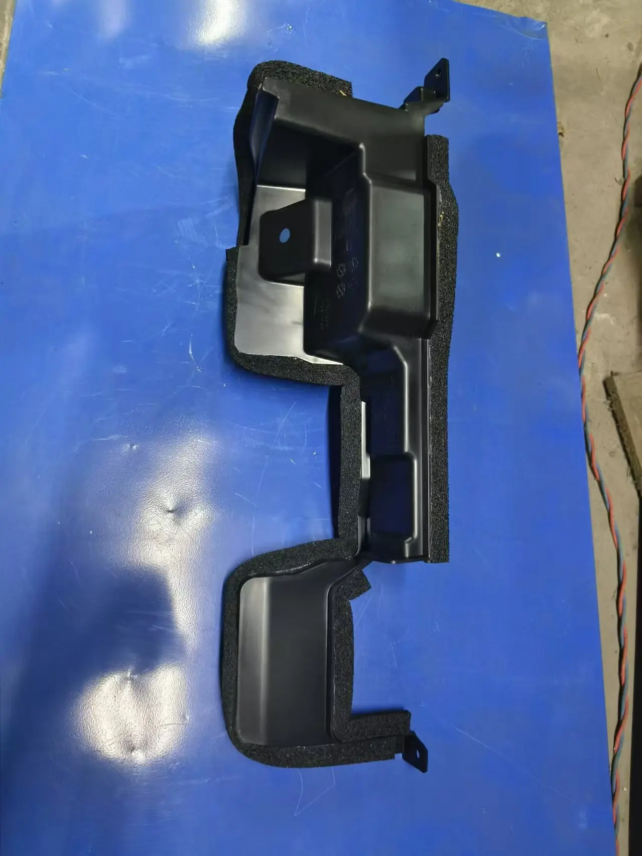 Chery Tiggo 5X (T19) правый воздушный дефлектор в сборе 302001177AA запасные части для двигателя наружные комплекты Заводские Оптовые автомобильные аксессуары
