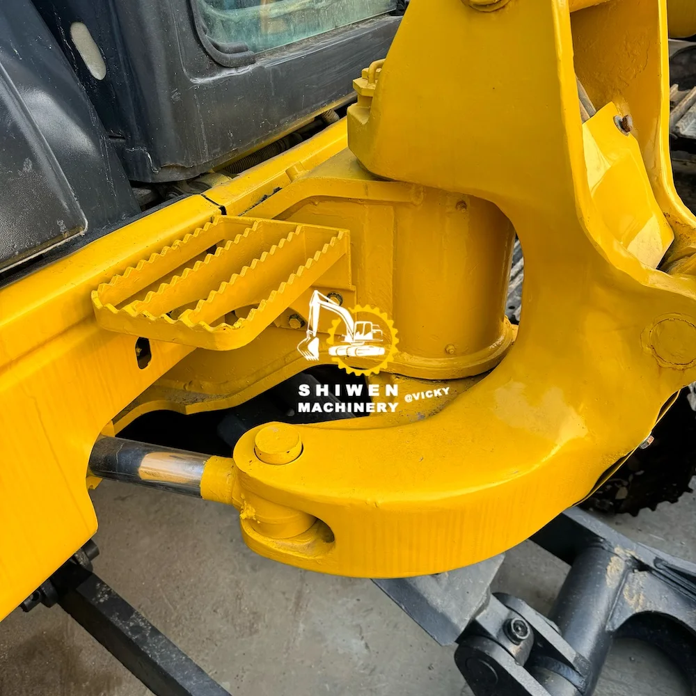 Used Komatsu PC40mr-2 PC40mr-3 PC50mr-2 PC30mr-2 digger, Komatsu PC40 360 degree rotation swing ride mini excavators ce/epa/euro