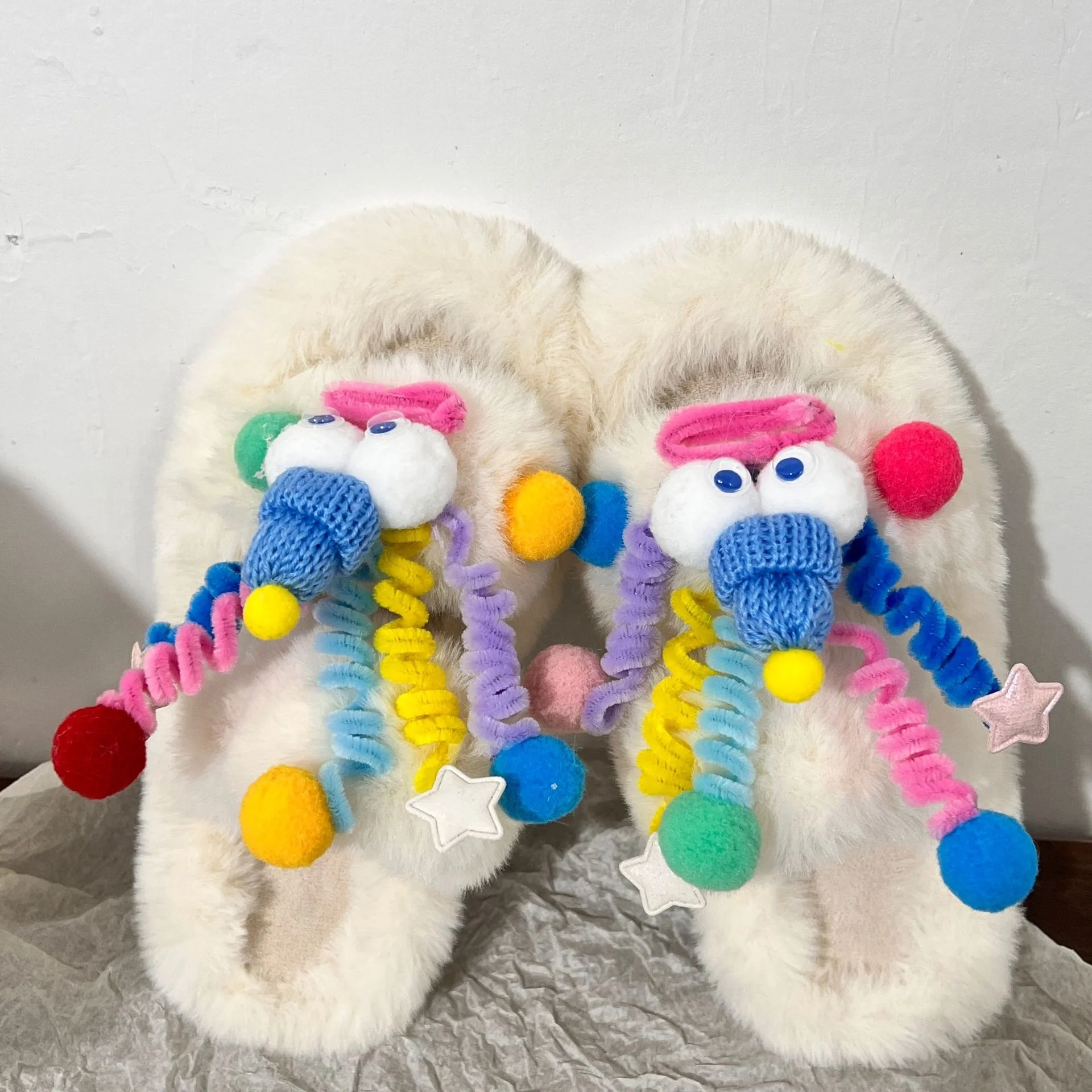 Winter Furry Cute Clown Slide Slippers Soft Cozy Comfortable Indoor House Slippers For Women Ladies