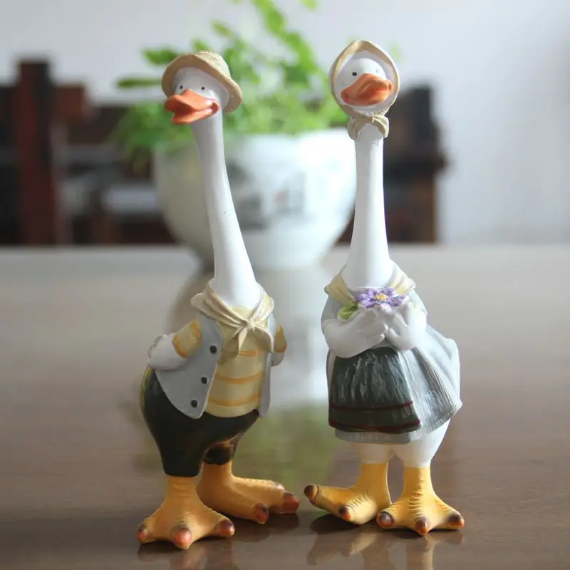 New Creative Cartoon Simulation Duck Home Garden Garden Ornaments Resin Animal Manual Painting Process Simulation Duck