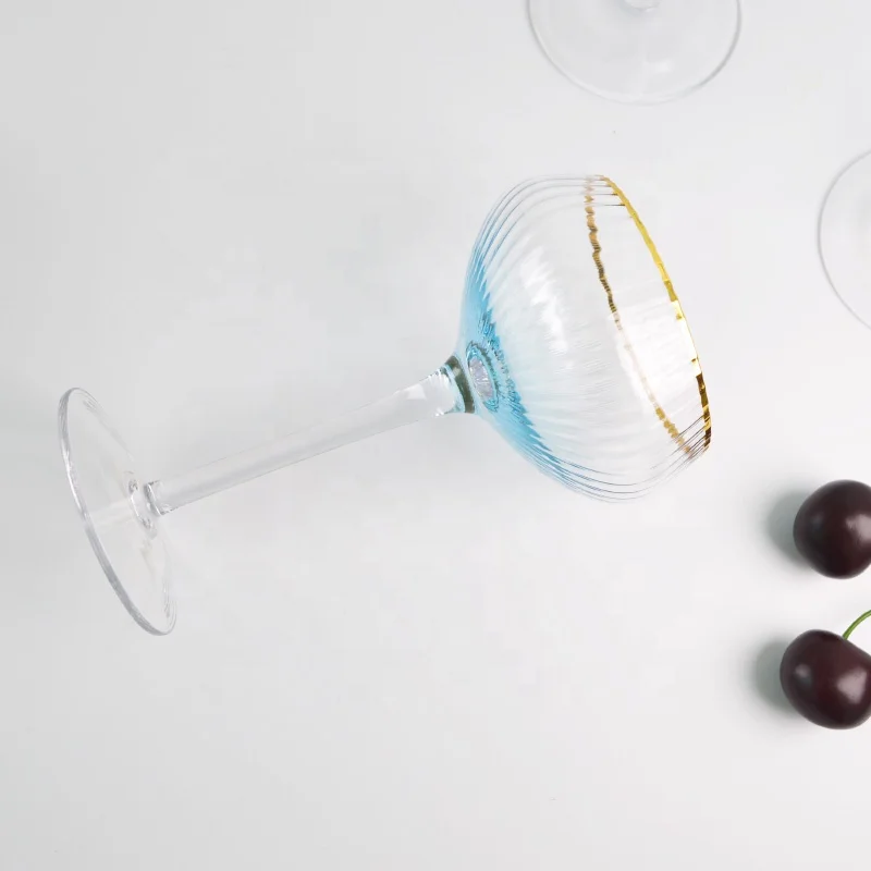 Luxury Gold Rimmed Gradient Blue colored Stripe Red Wine Glass Vintage Goblet Highball Stemless Glas