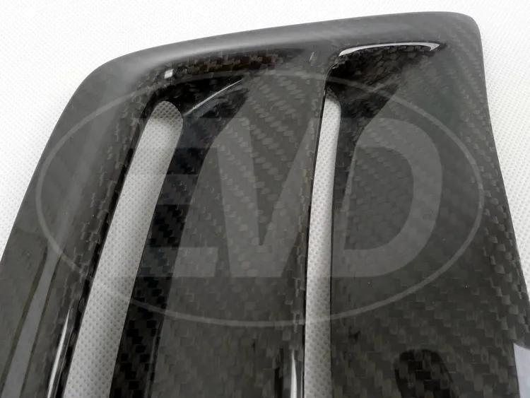 FOR 2008-2010 MERCEDES BENZ C-CLASS W204 AMG C63 CARBON FIBER FRONT BUMPER SIDE VENTS