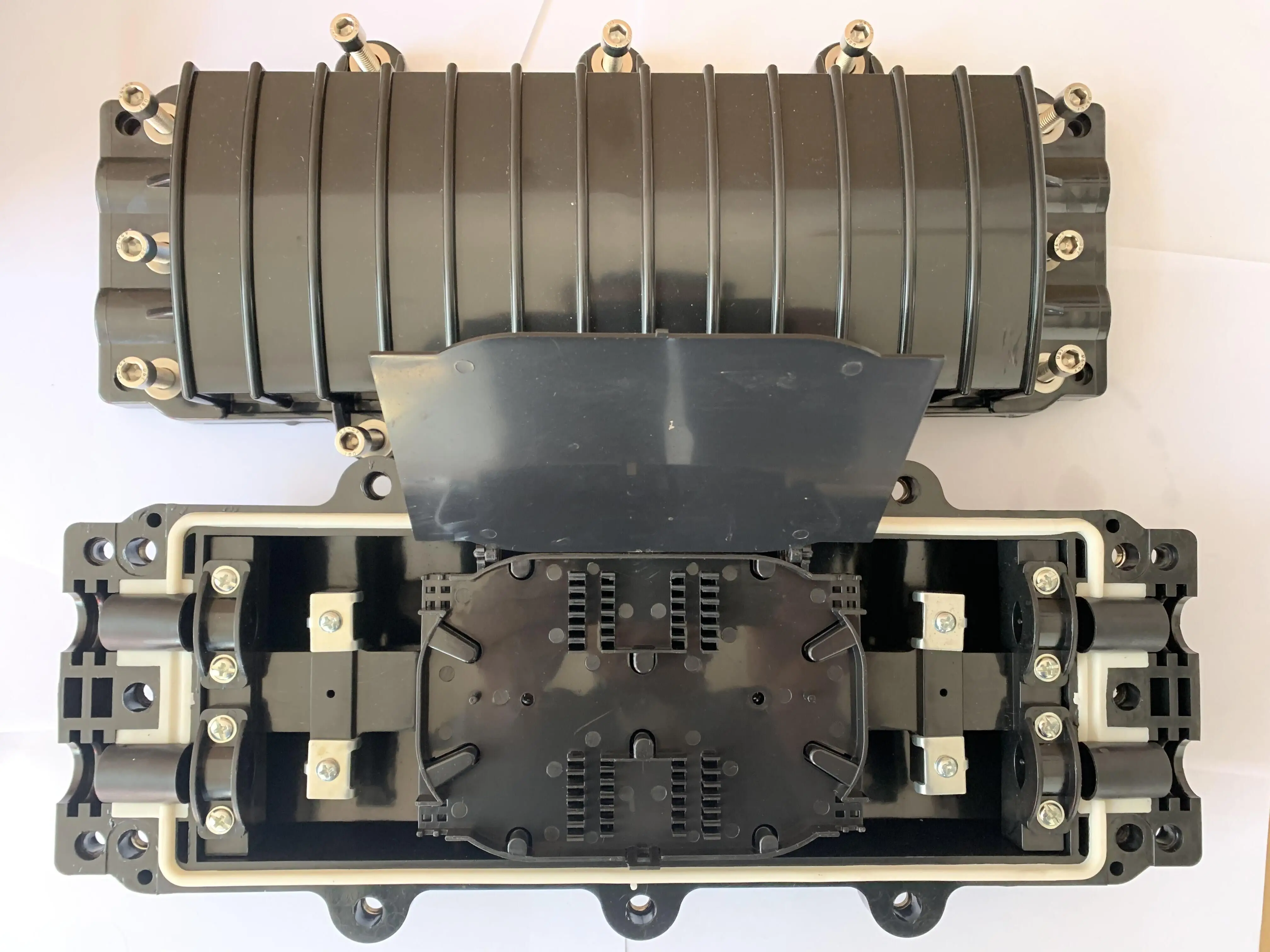 FTTH Inline type 12 24 48 cores Mini Fiber Optic Splice Closure