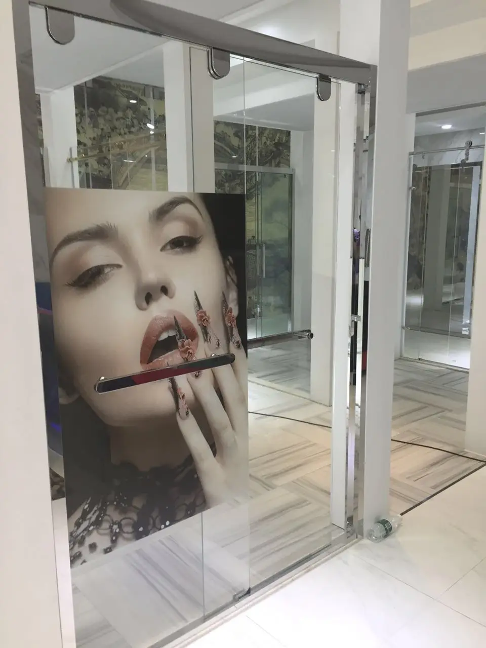 Customer Design Silk Screen Digital Printing Printed Pictures On Tempered Glass For Building Furniture Industrial Decoration