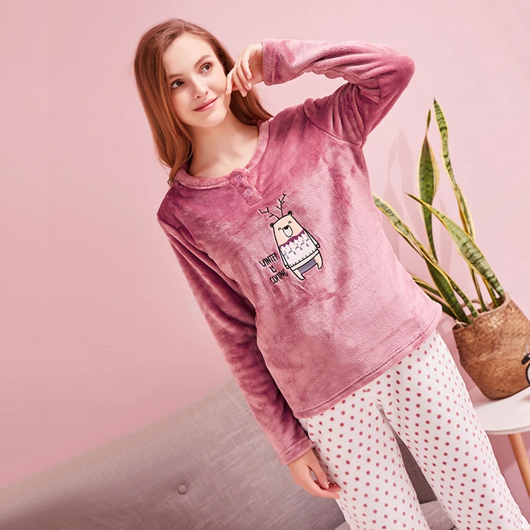 Two Pieces Set Women Best Selling Soft Flannel Animal Women Wholesale Printed Pajamas