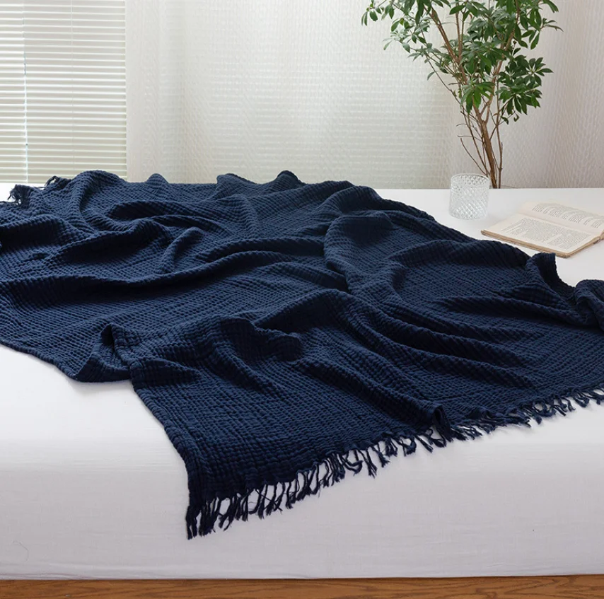 Soft Thick Reversible  100%  Cotton  gauze  4-Layers Fringed  wrinkle Muslin Throw Blanket For Adult or Kids