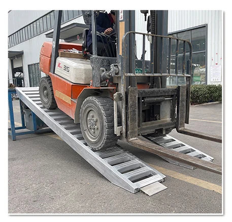 Hydraulic Movable Aluminum Loading Ramp Heavy Duty Portable Truck Dock for Forklift for Yard Lift Tables