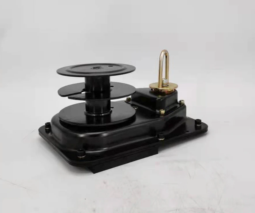 High quality Ceiling Mounted Winch 5000lbs 2270kgs for poultry water drinking feeding system