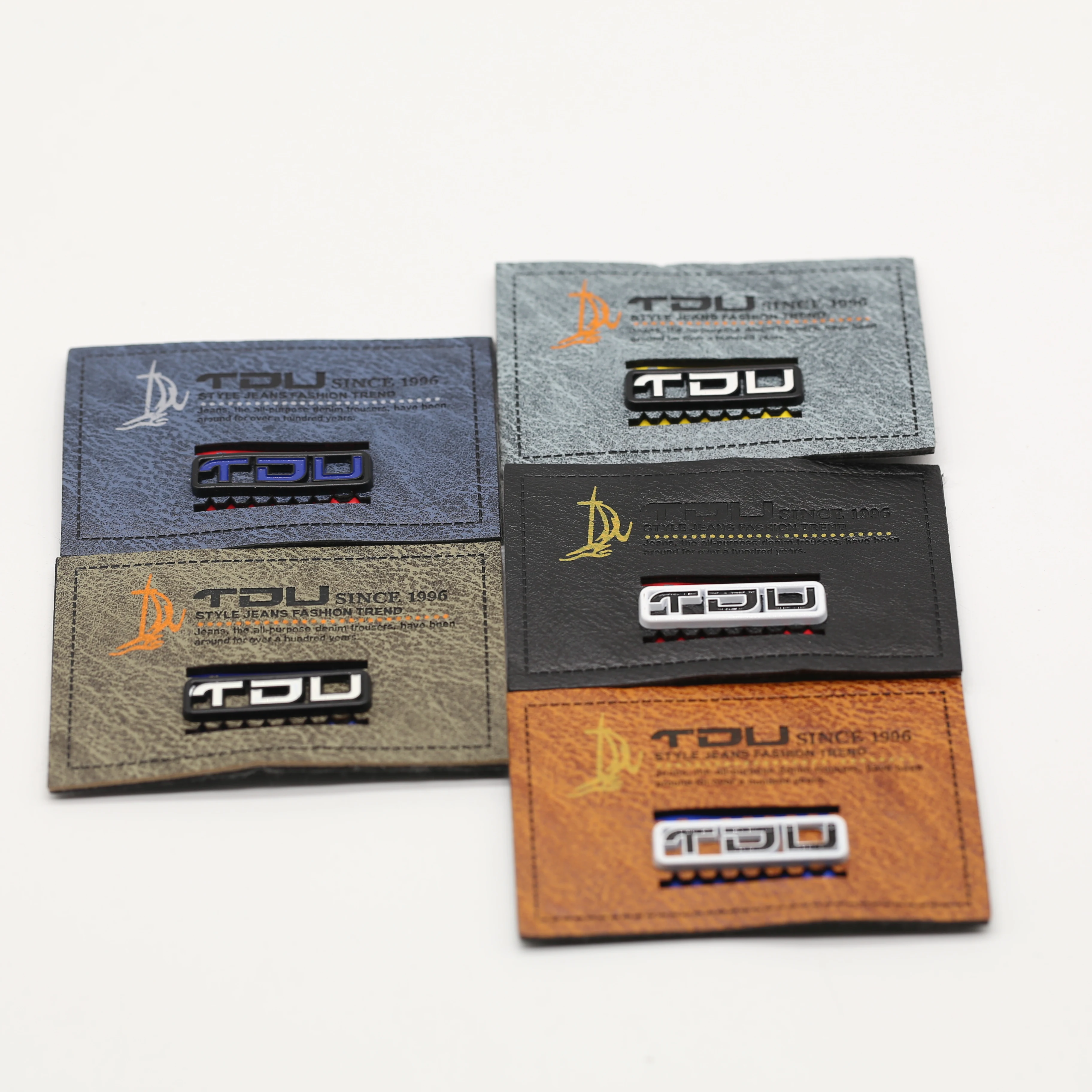 Custom Jeans Leather Patch With Metal Logo Fashion Design Leather Patch Labels Tags For Clothes Label