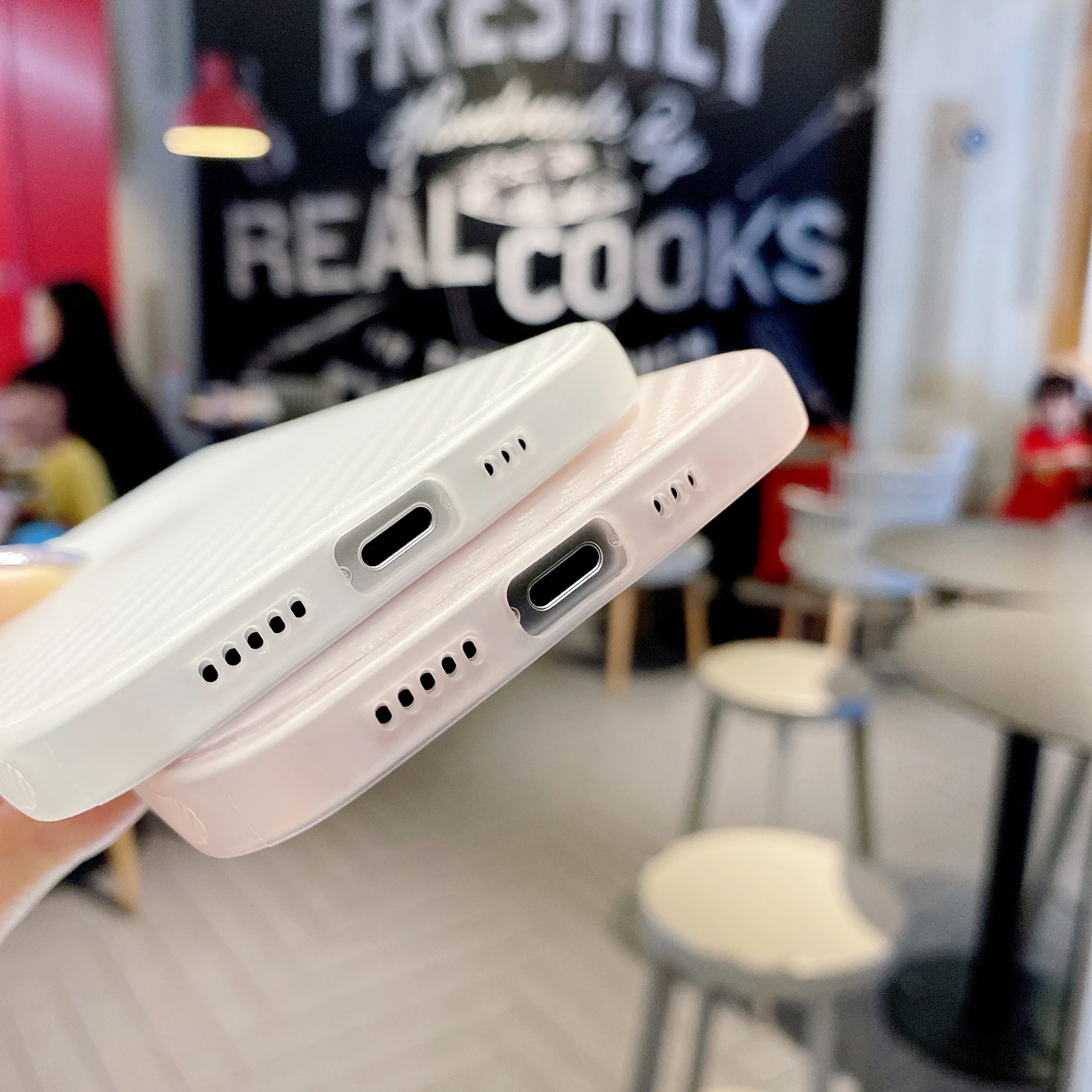 Low price carbon fiber matte translucent Mobile Phone Case for iPhone 7 8p XS XR 11 12 13 pro max cover