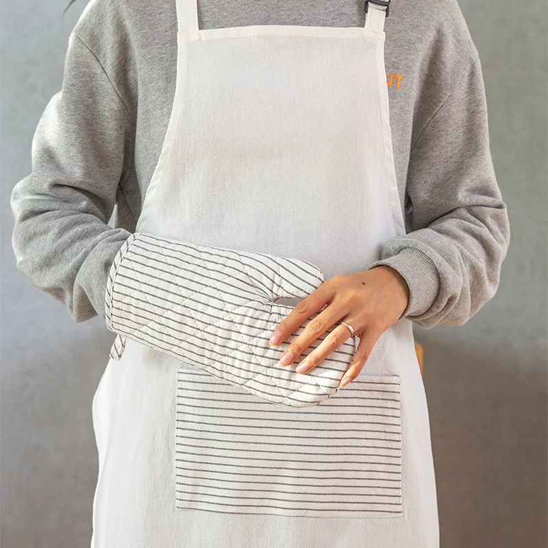 Design Logo Manufacturer Waterproof Apron With Pockets With Pockets For Cooking