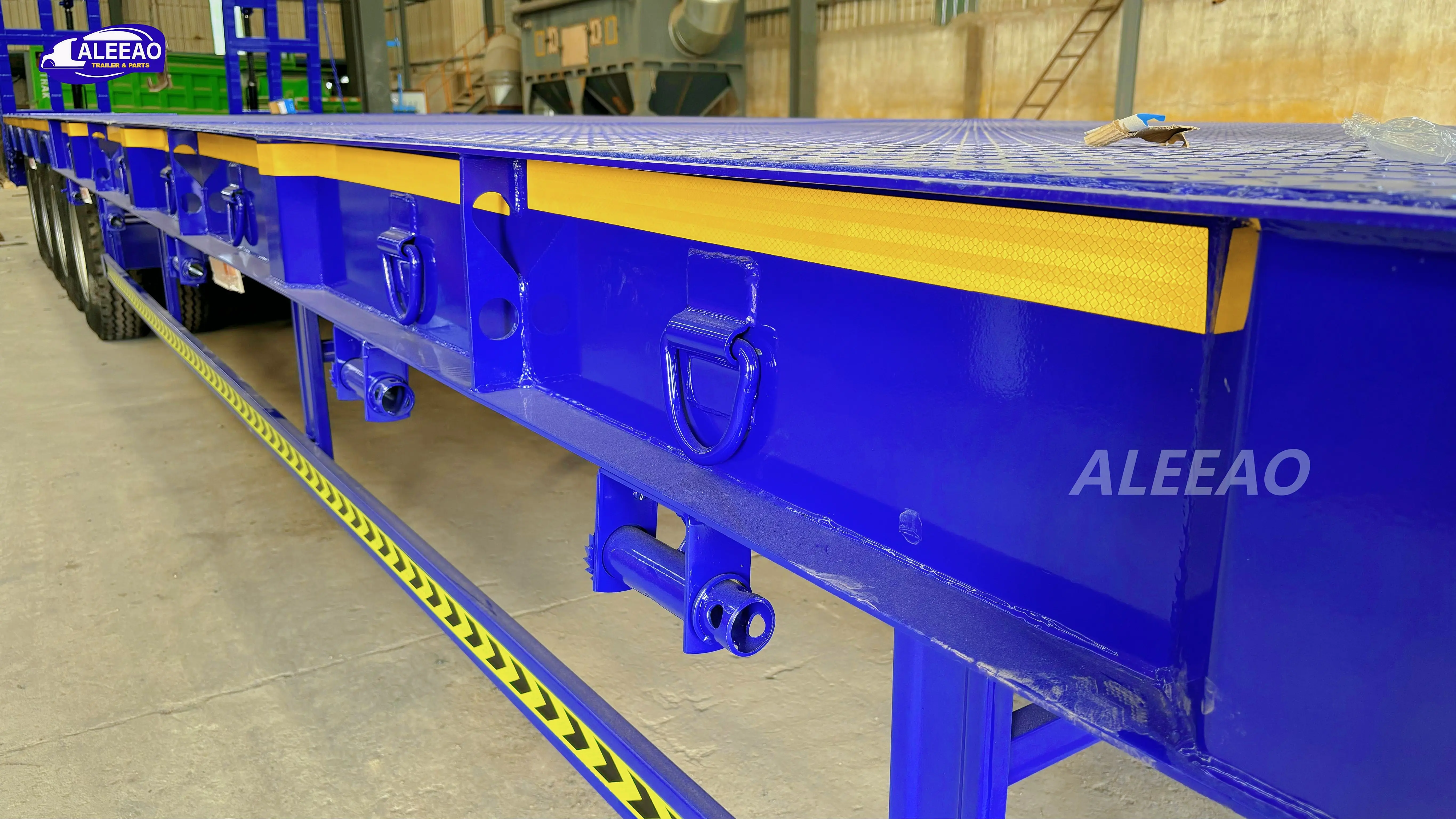 ALEEAO 60ton 100ton Low Price Factory Heavy Duty 3 Axles Lowboy Trailer 60 80 100 Tons Lowbed Low Bed Truck Semi Trailer