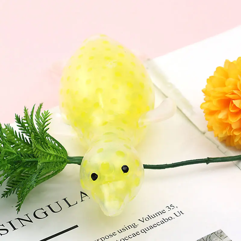 Custom OEM kawaii duck shape Eco-friendly TPR Toys for kid relief stress