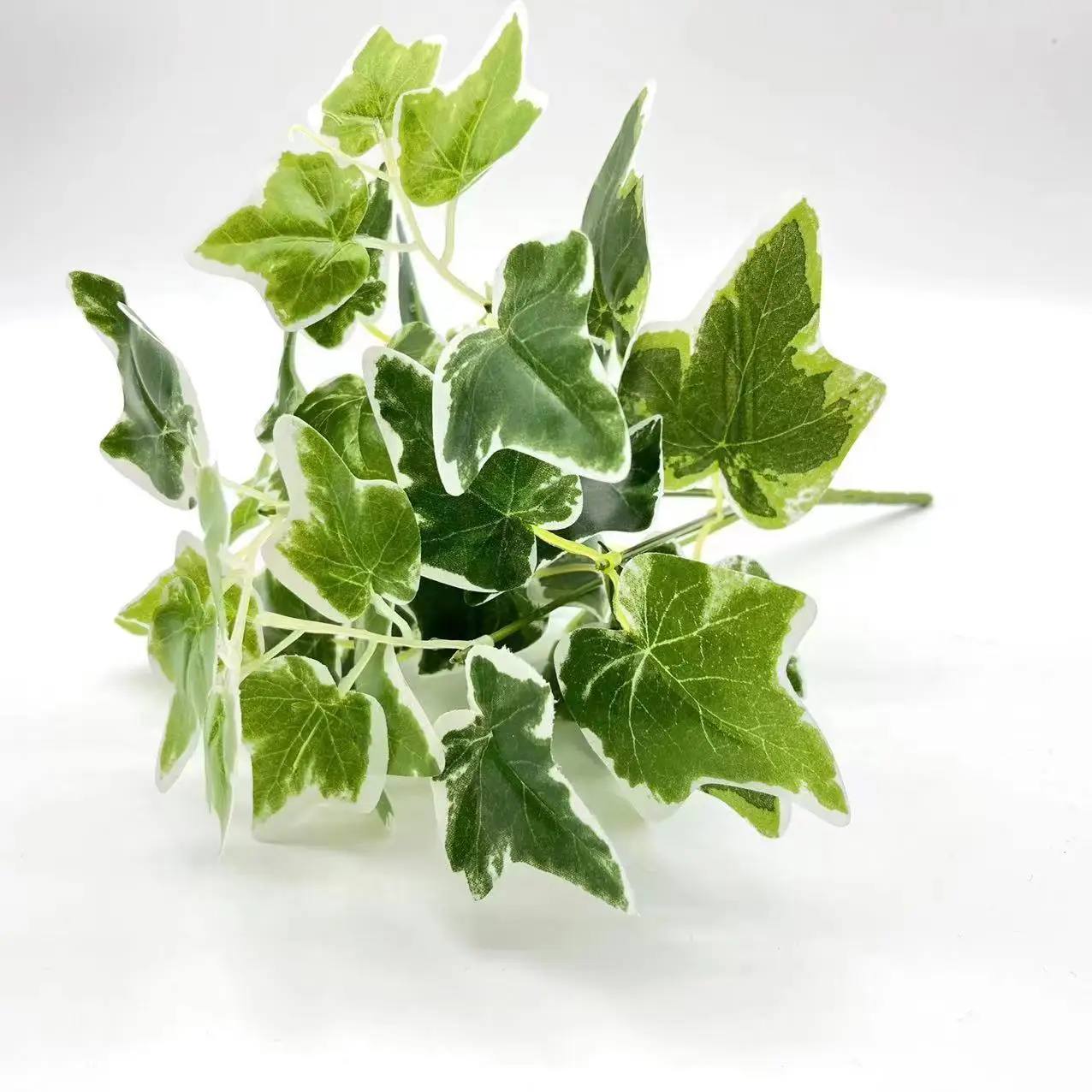 Artificial Green Grass Plant Wall Plastic Landscape Decoration with Pot for Flower Arrangement Fake Green Leaves Flowers