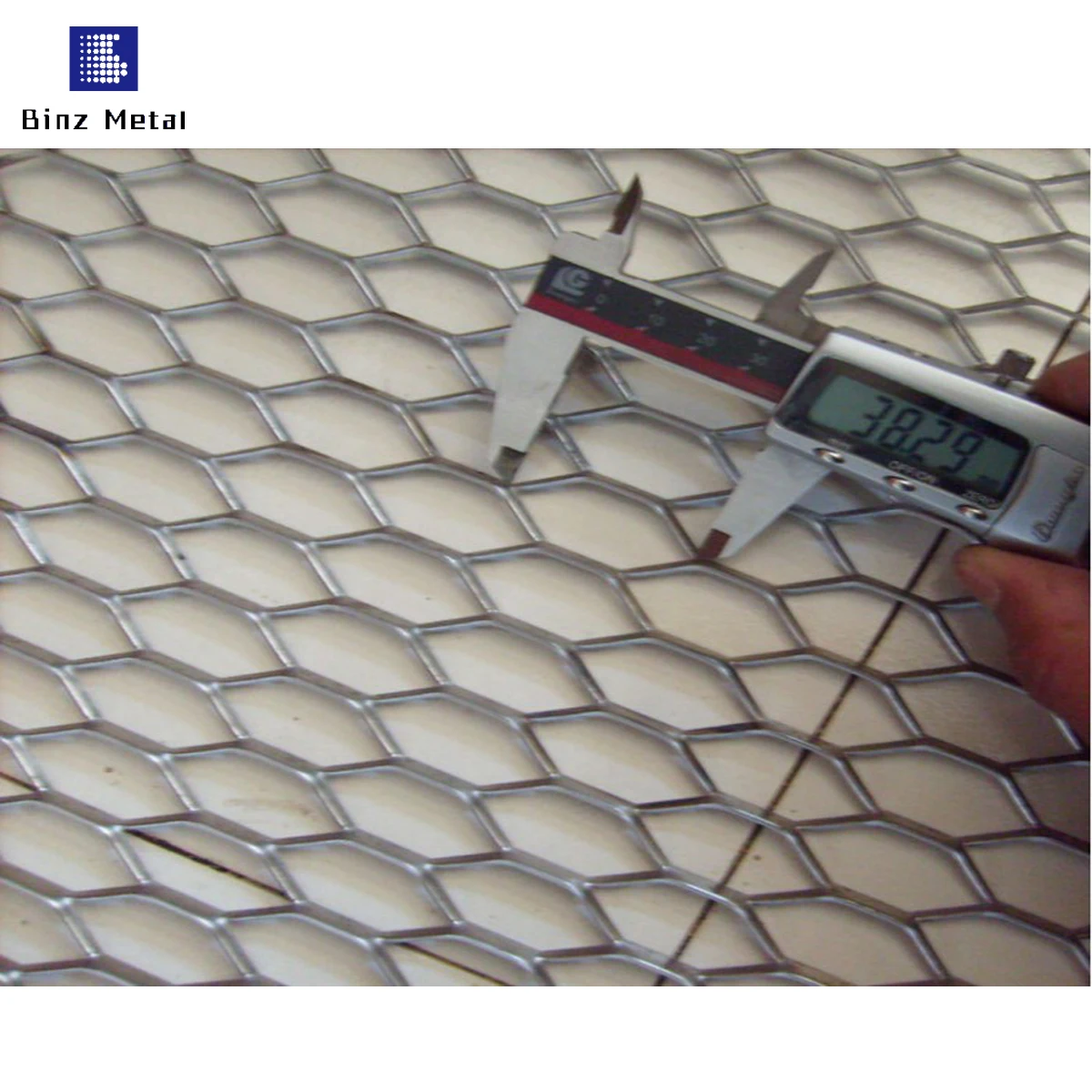 Factory customized stainless steel decorative expanded metal mesh curtain