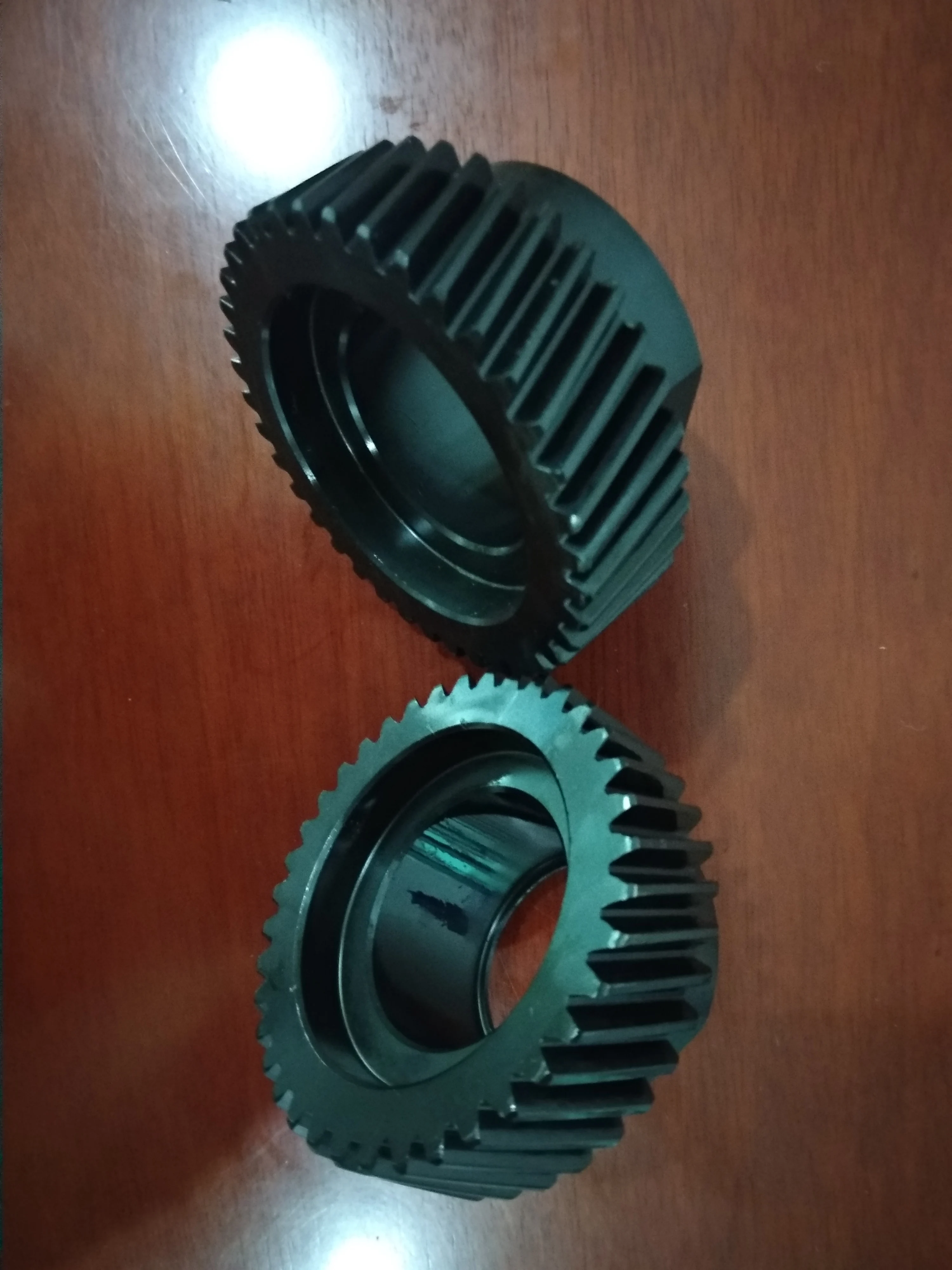 Grinding teeth helical gear