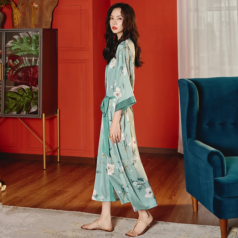 NANTEX new fashion women elegant  Kimono Robe Long Floral Bridesmaid Wedding Bachelorette Party Robe