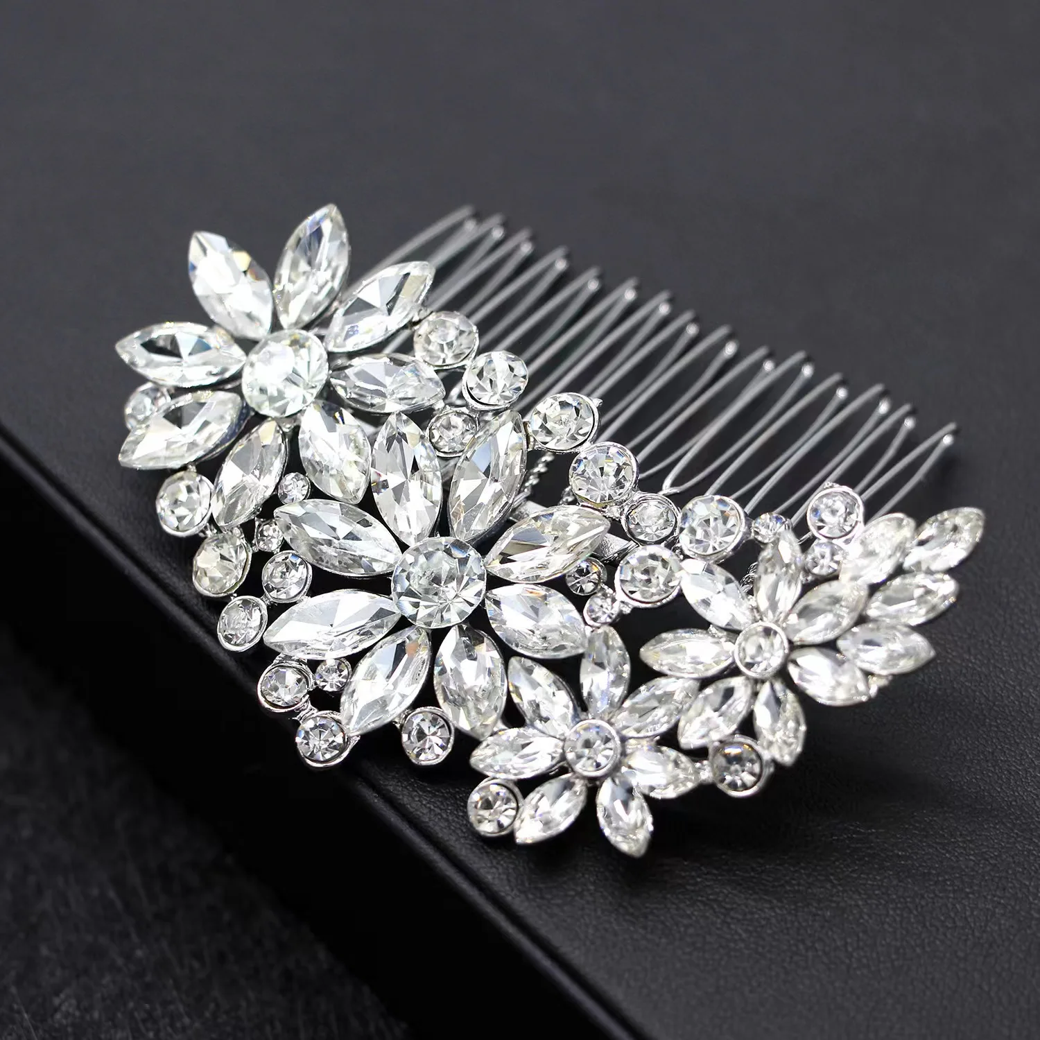 Fashion bridal hairstyles with beaded hair and comb Alloy headdress wedding accessory