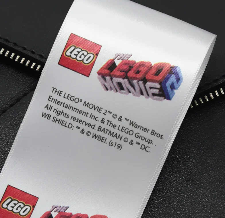 Gold Design Logo Garment Center Fold Tags Customized Clothing Jacquard Iron Private Woven Patch