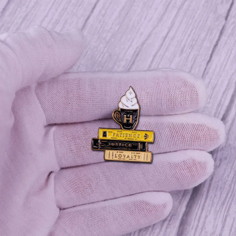 Hard Work Patience Justice Loyalty Hufflepuf Wizard House Pride Badges Wizarding School Book Stack Brooches