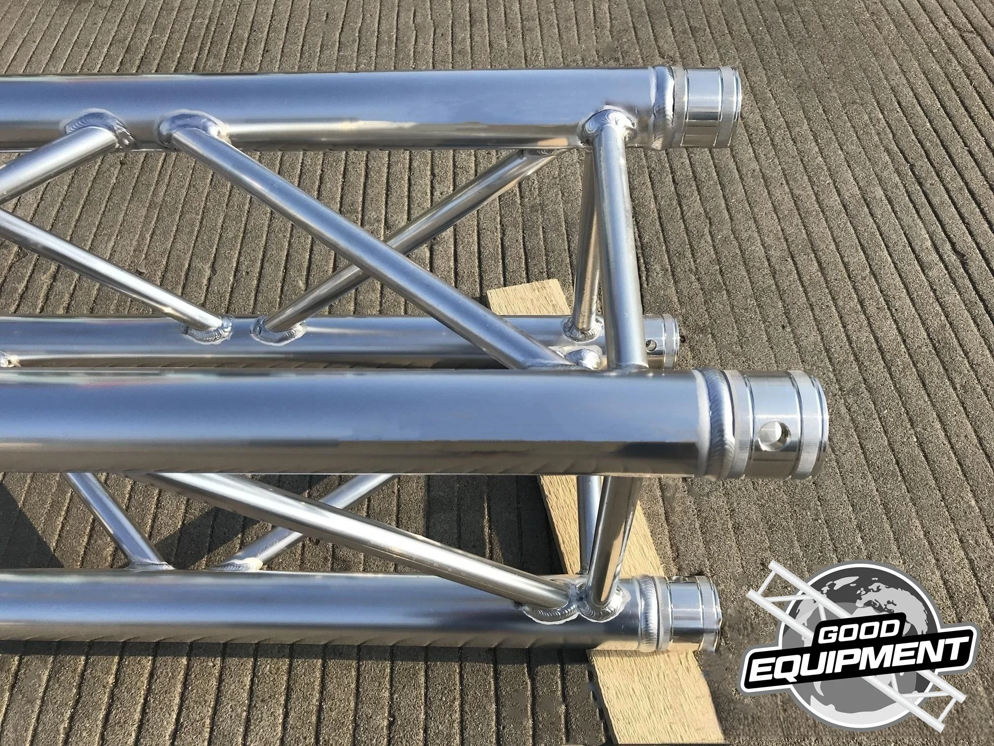 Customized aluminum truss display structure spigot exhibition booth truss for sale