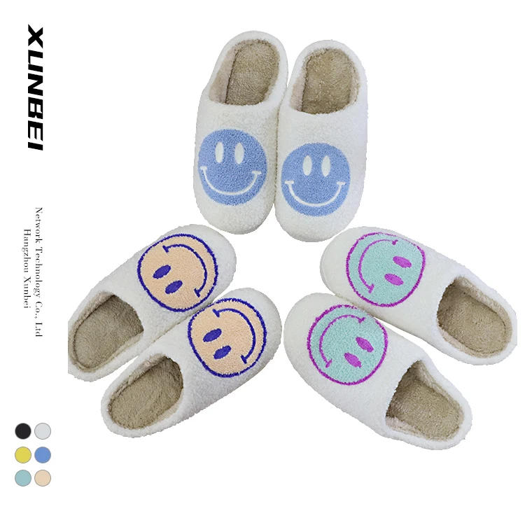 2021 г.; Оптовая продажа; Женские зимние домашние тапочки в китайском стиле со смайликом; Милые женские домашние тапочки со смайликом; pantoufle