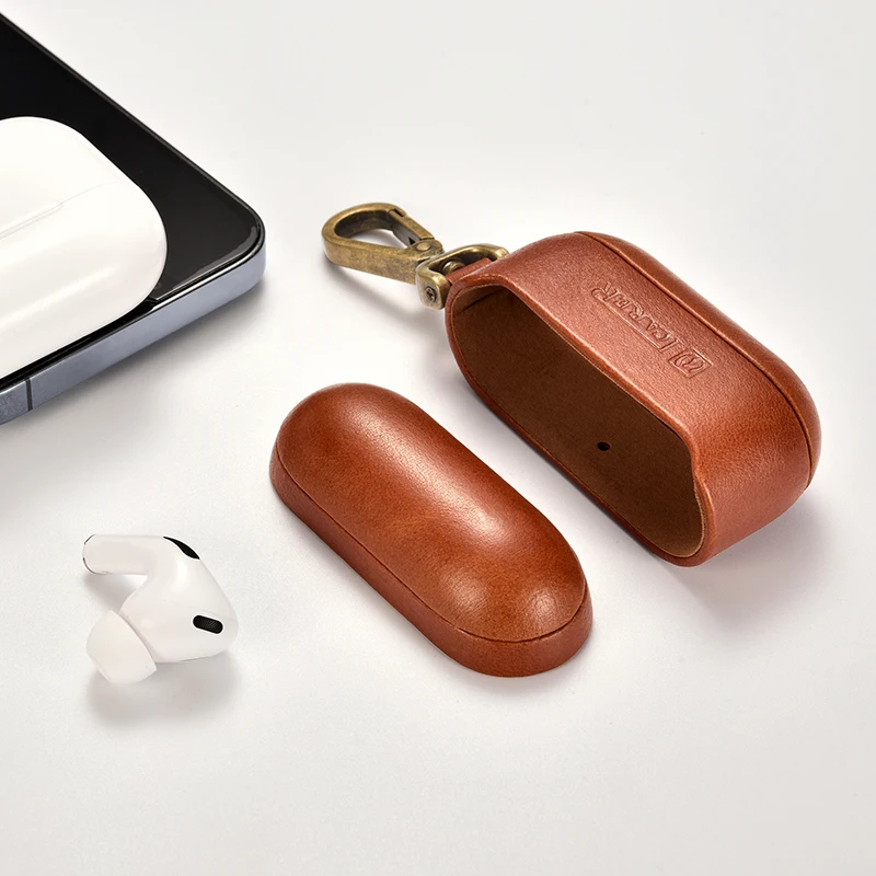 Popular Sell Detachable Design Vintage Leather With Metal Hook Case For Airpods Pro 2