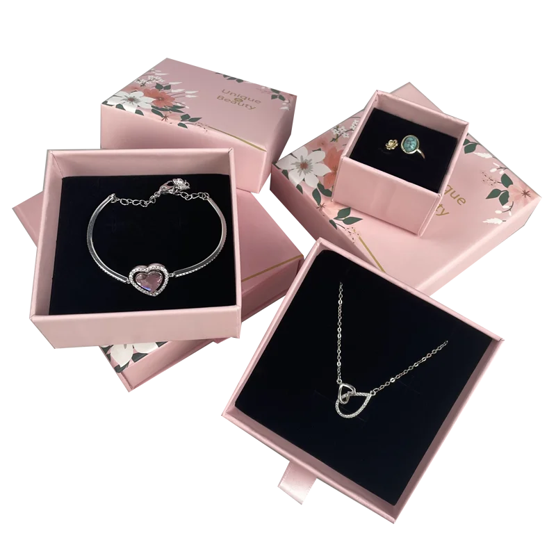 Personalized Custom Logo Cardboard Jewelry Gift Bag Paper Necklace Jewelry Box Ring Box With Lid Drawing Jewelry Packaging  Box