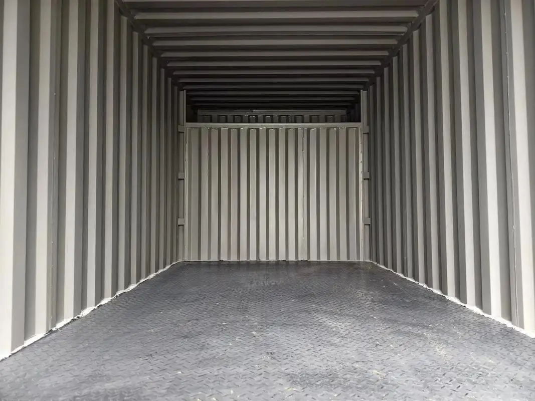 Japan Brand Used ISUZU FTR 10 Ton Refrigerator Truck Freezer Box Truck For Frozen And Fish Transport