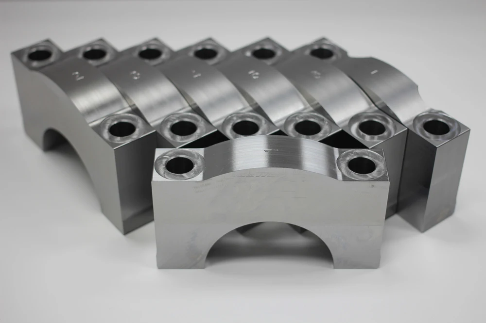 T6061 aluminium billet main caps for Engine parts OEM 2 Bolt Replacement Billet Steel Main Caps (5 caps)