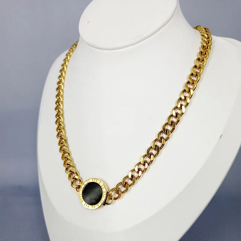 Black round brand thick chain titanium steel necklace feminine collarbone chain fashion exaggerated choker
