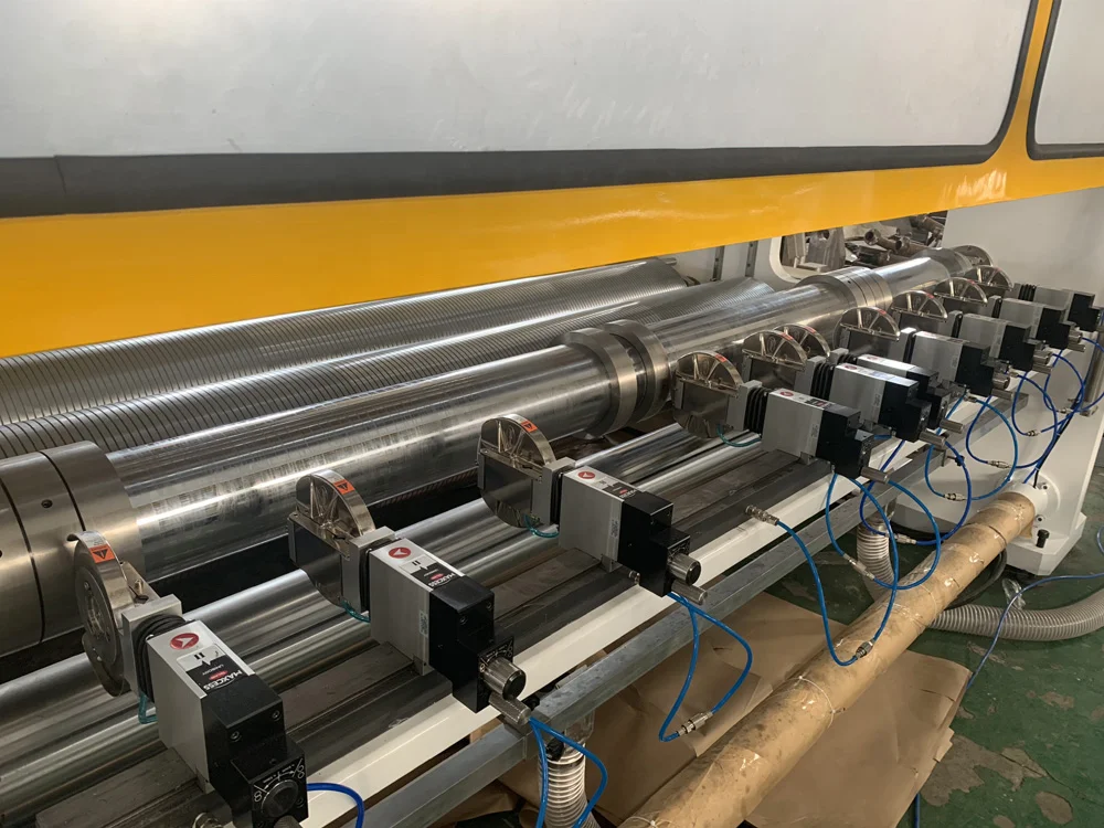 Automatic Jumbo Kraft Paper Roll Cutting Slitting Rewinding Machine