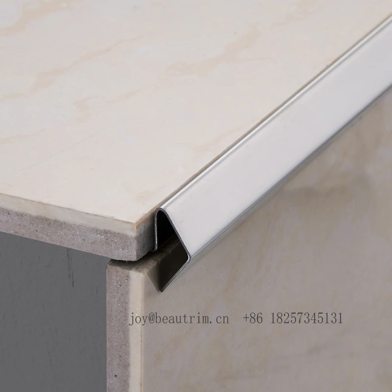Aluminum Stainless Steel Step Edging Metal Stair Nosing with Anti Slip Profile