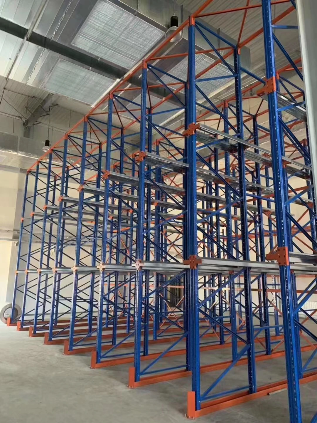 Industrial garage metal stacking shelf warehouse cargo storage drive in racking system for hot sale