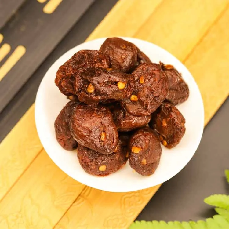 Здоровые закуски, еда, молочные закуски, низкокалорийные острые закуски, сушеные кислая слива