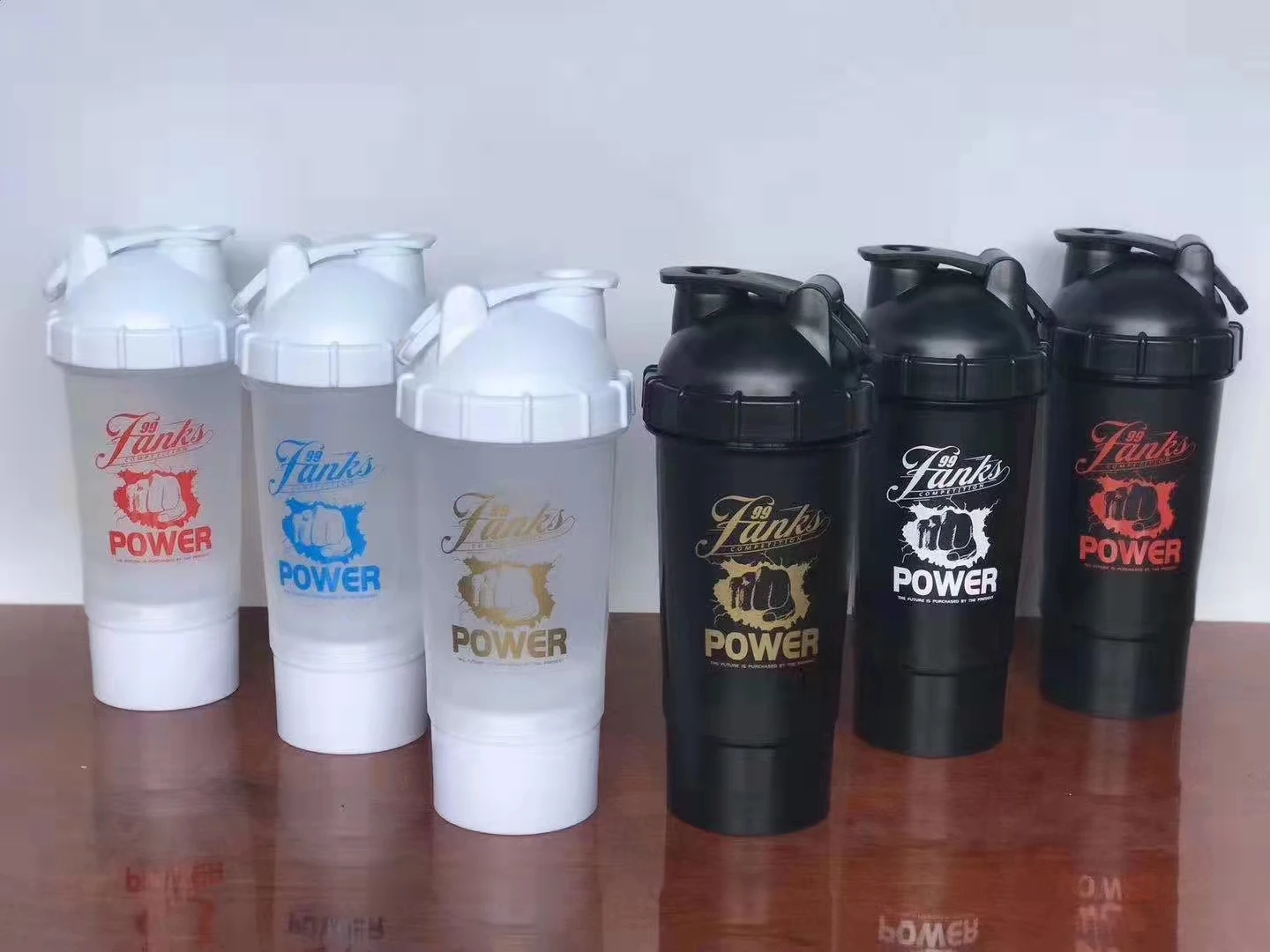 Wholesale BPA Free Plastic Shakers Cup Gym Blend Protein Shaker Bottle Blender with Mixer Ball