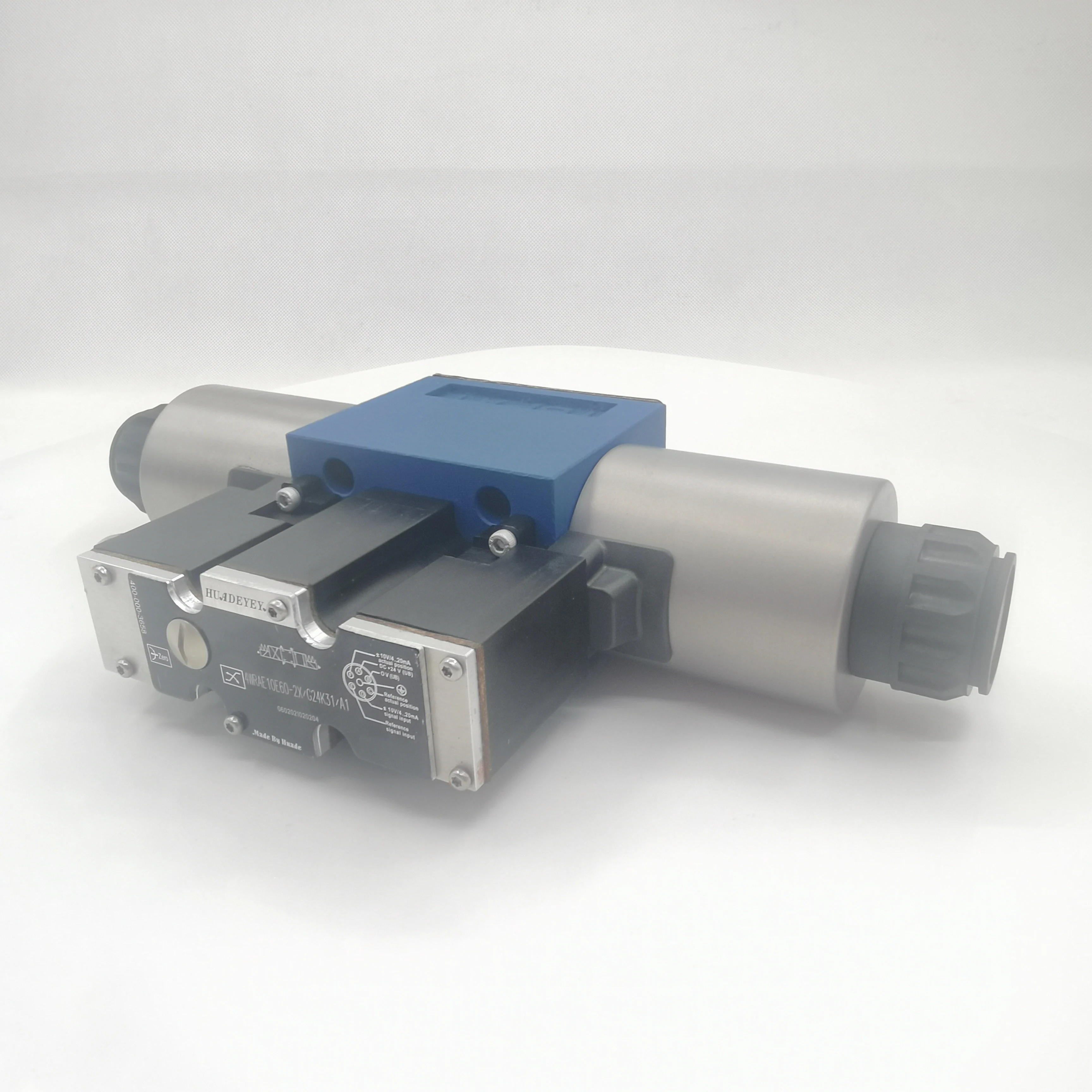 Manufacturer direct selling Rexroth series proportional directional valve 4WRAE10W60-2X/CG24K31/A1