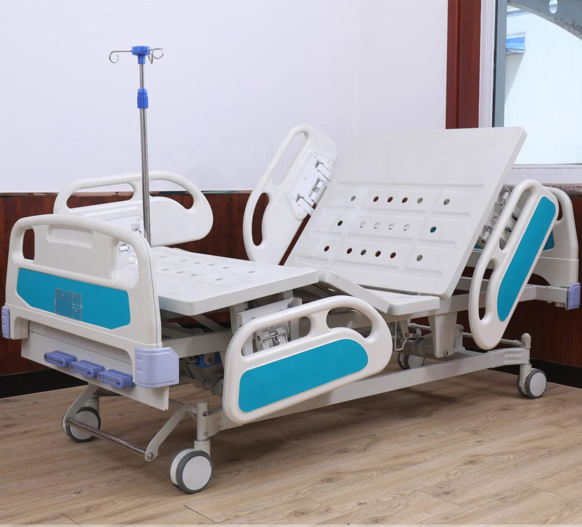 
Hospital equipment 3 cranks patient manual medical bed 