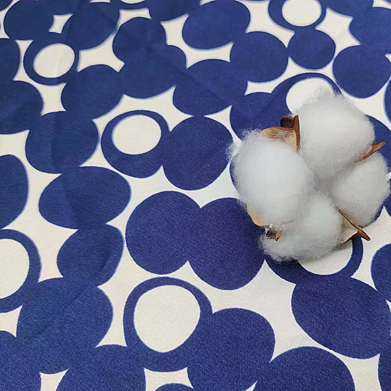 Hot sale 97%Poly 3%Spandex Printed Satin Chiffon Fabric For Women Clothes