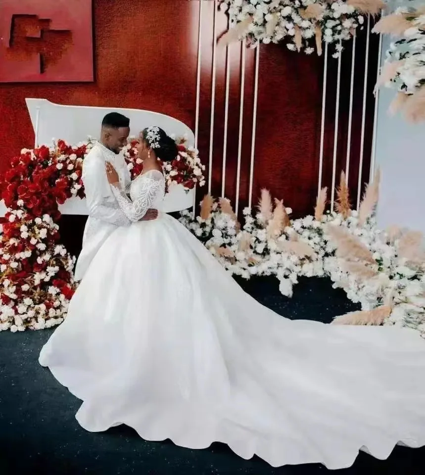 Manufacturer custom made Large size wedding dress wholesale cheap price African mermaid high end lace mermaid wedding dress