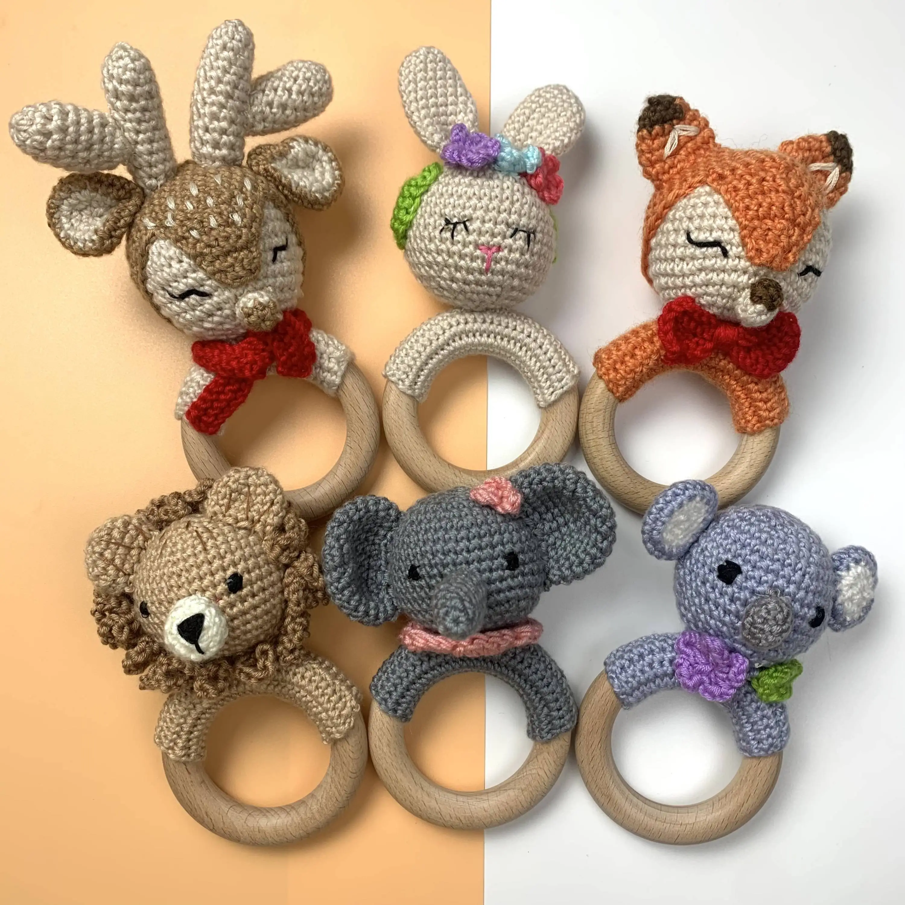 Wholesale 100% Handmade Crochet Rattle Wooden Baby Rattles Baby Pacifier Clip Bracelet Rattle Teether Toy Set